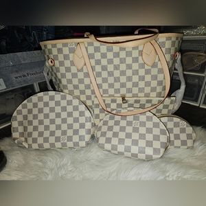 White Plaid Purse with Organizers
